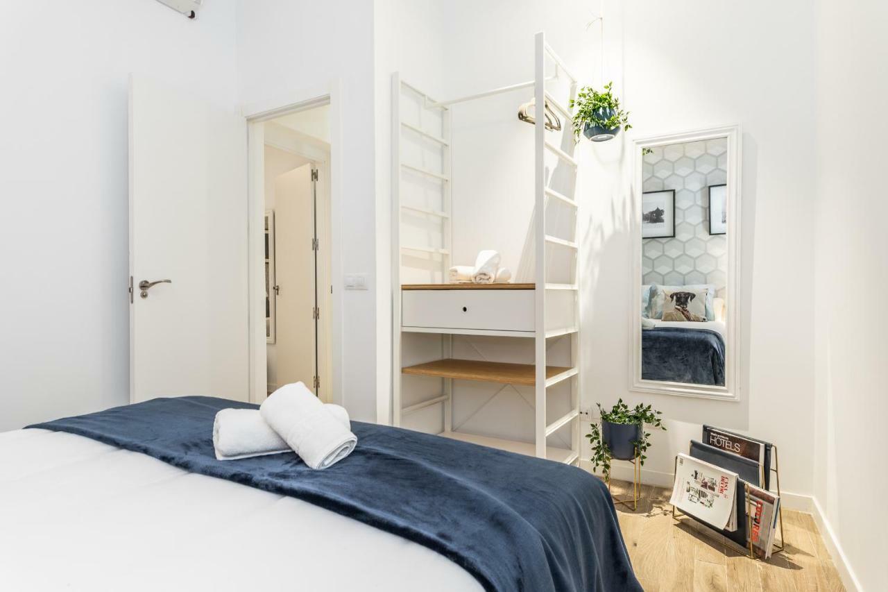 Waou Gran Via Es Mia - Corta Duracion Apartment Madrid Bagian luar foto